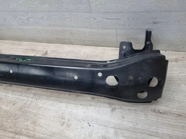 Viga de para-choque dianteiro Volkswagen Multivan T5 2014 OEM image 3