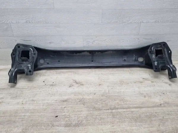Viga de para-choque dianteiro Volkswagen Multivan T5 2014 OEM image 4