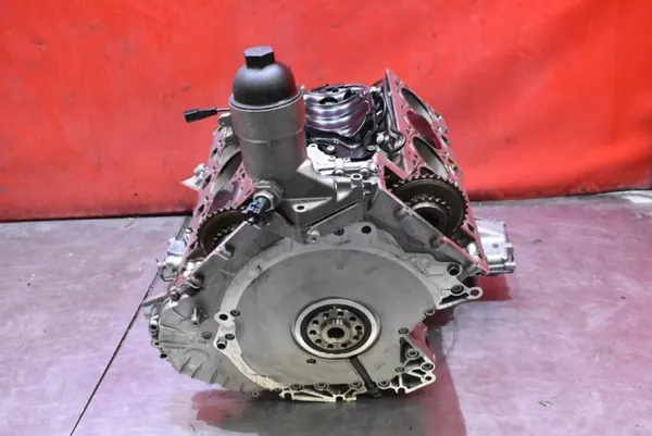 Moottorilohko OEM mamAUTO-1045212-CDR Audi A8L image 3
