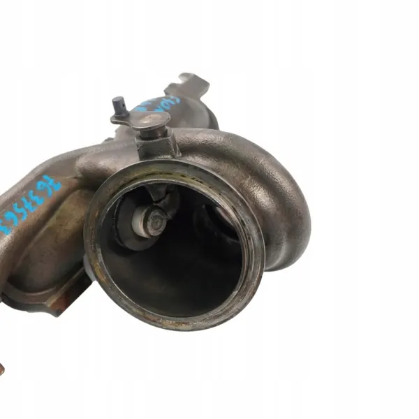 Soporte colector turbo BMW OEM 7637563 - Usado image 6
