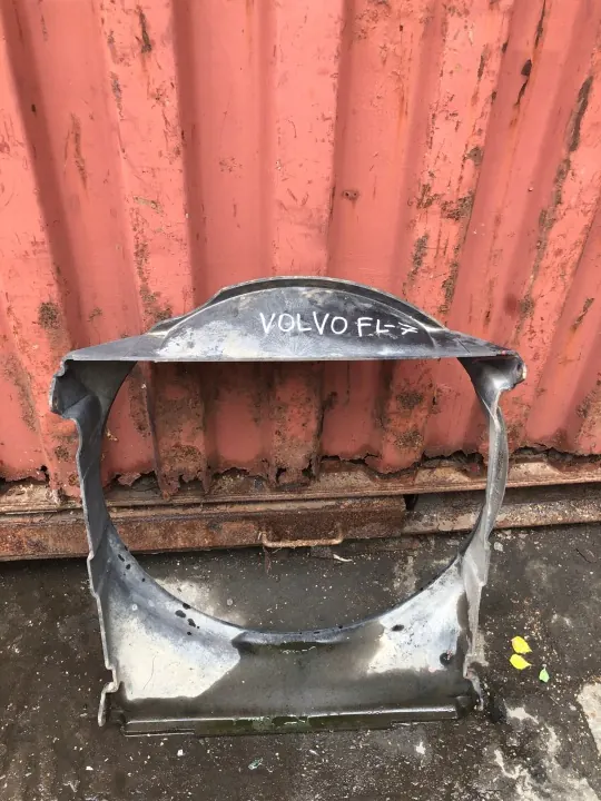 Cubierta del Ventilador Volvo OEM 21548500 para FL7 - Usado image 2