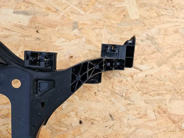 Frontstoßstangenverstärkung Kia Ceed III 18- 64101-J7000 image 6