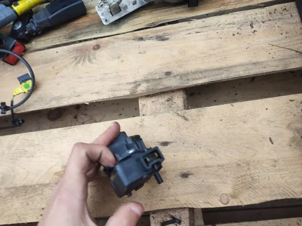Bagageluckhandtag OEM 192/112 för Trafic Vivaro II image 5