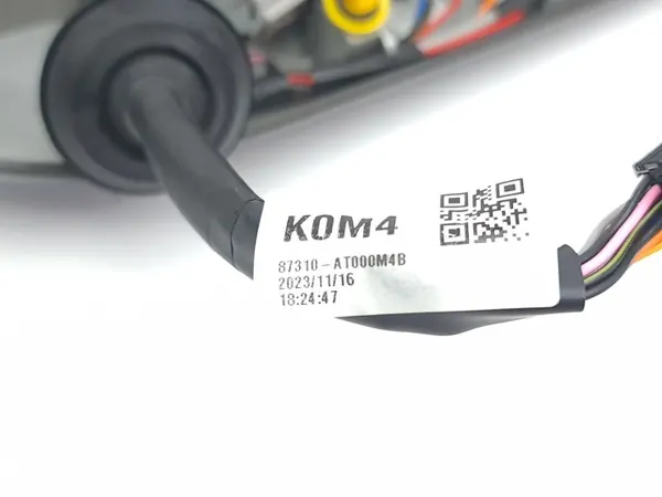 Kia Niro 2024 Luz matrícula trasera OEM 87310AT000M4B image 3
