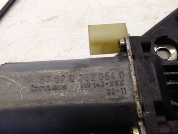 Elevador de Vidro Direito Dianteiro BMW 3 (E46) 2.0L Diesel OEM 8362064 image 3