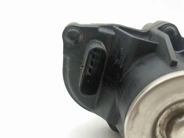 Actionneur de turbocompresseur LAND ROVER RANGE ROVER VELAR 2.0L OEM image 4