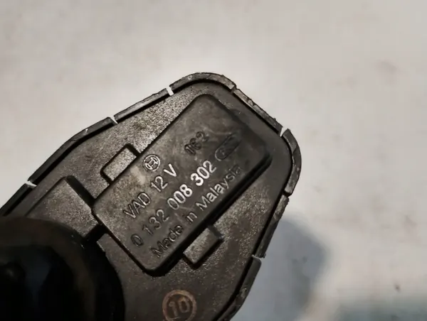 Ford Sierra Koplampverstellmotor OEM 0132008302 image 4