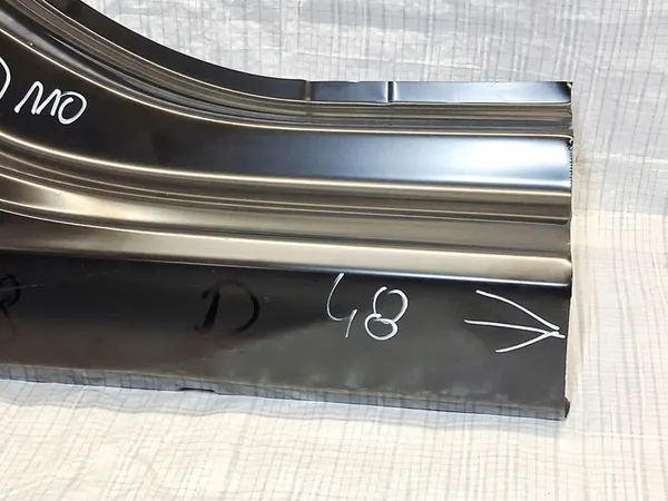 Volkswagen Golf VIII seuil arrière droit 5H4809 image 4