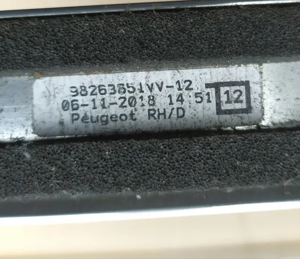 OEM 98263651 Barras de Teto para Peugeot 5008 II image 6