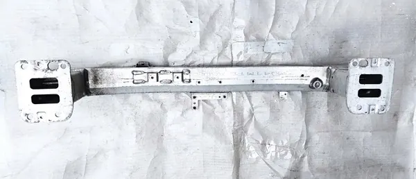 Hyundai Santa Fe IV Etupalkki 2020-22 OEM 64900-CL100 image 3