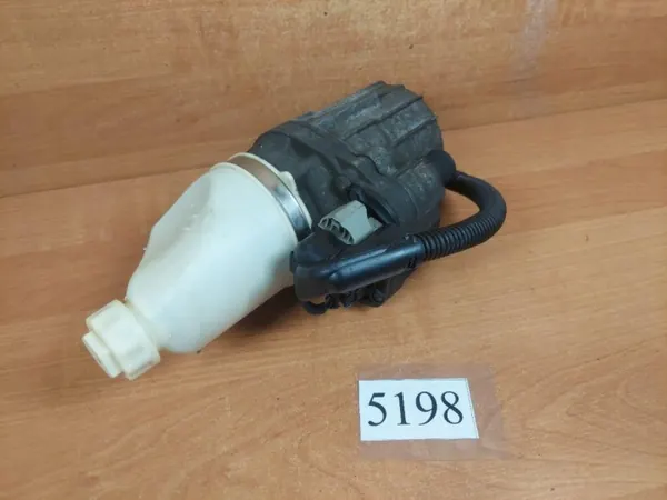 Ohjauspumppu OEM 13192897 ZF AH ZB Opelille image 3