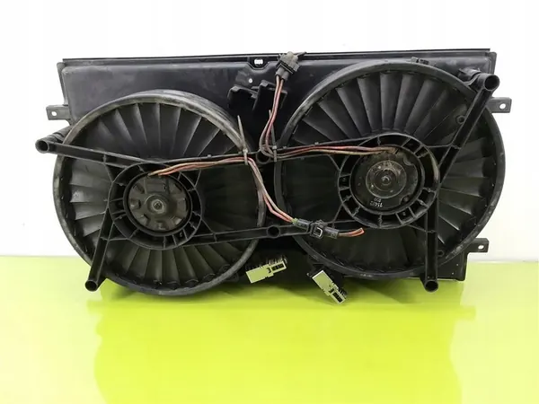 Ventilador de radiador VW T4 Caravelle 2.5 TDI 7D0121207 image 5