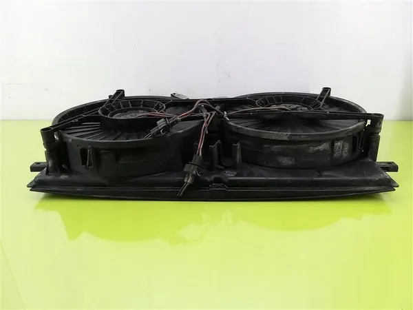 Ventilador de radiador VW T4 Caravelle 2.5 TDI 7D0121207 image 7