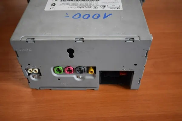 OEM A2129001826 Mercedes W212 Navigationsgerät image 4