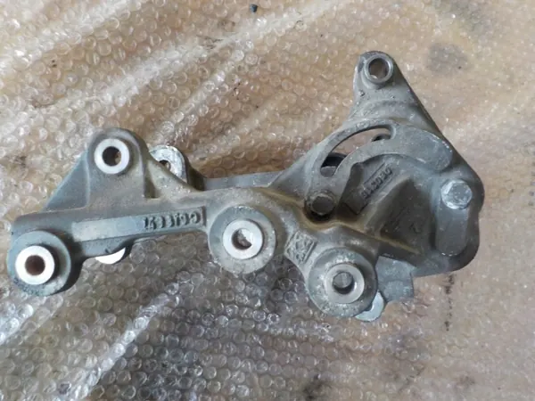 Support d'Alternateur OEM ŁAPA pour DAF XF 95 image 2