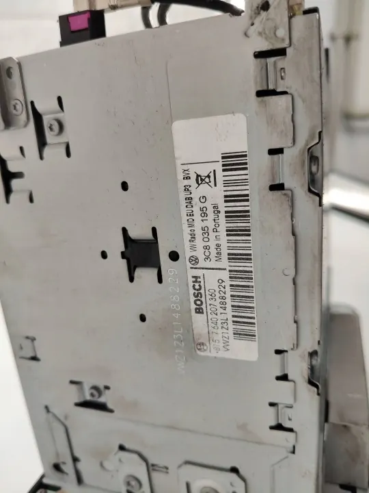 Radio-Panel OEM 3C8035195G für Passat B7 - Gebraucht image 5