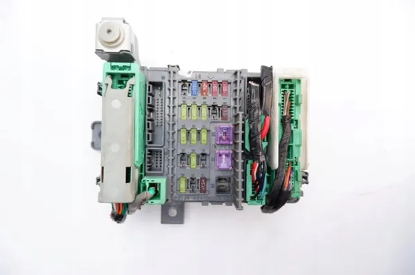 Honda Accord säkringslåda OEM TL0E113 - Begagnad image 5