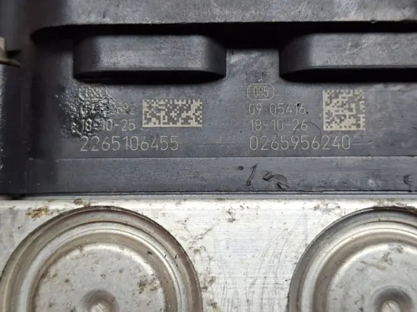 ABS-pumpstyrning OEM 3557994 för Opel Crossland X image 3