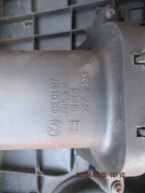 Ilmansuodinkotelo OEM 03E129607 VW Polo IV:lle image 4