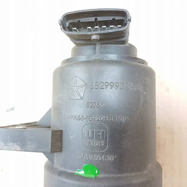 2018 Jeep Wrangler Kraftstofffilter 68299930AA image 2
