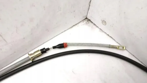 Câble de frein à main OEM 01360650 Opel Kadett D image 4
