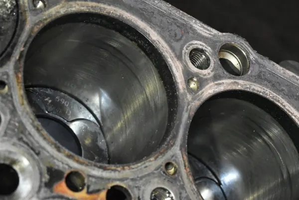 Moottorilohko Alaosa A17DTE OEM mamAUTO-1034619 image 7