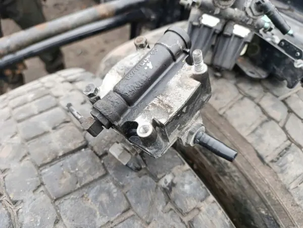 Válvula relé EBS OEM 0-95282 para MAN Mercedes image 3