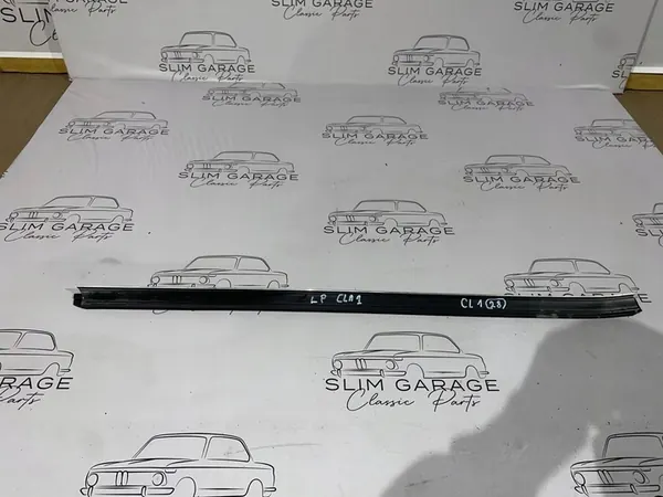 BMW 7 E38 2001 Vänster framruta fönsterlist image 2