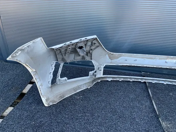 Skoda Scala voorbumper OEM 657807221 Wit image 6