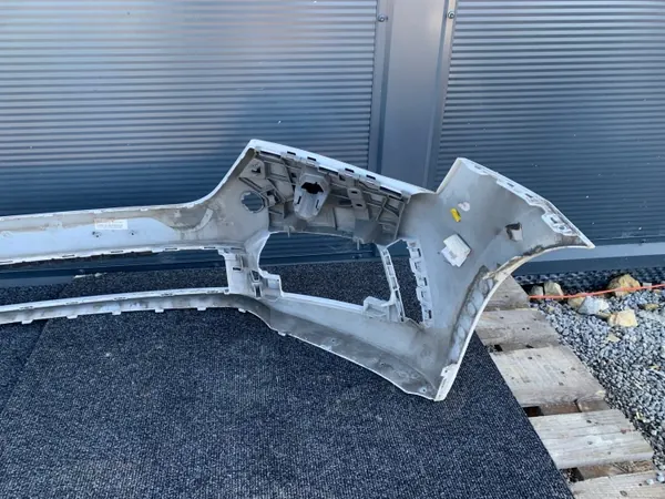 Skoda Scala voorbumper OEM 657807221 Wit image 8