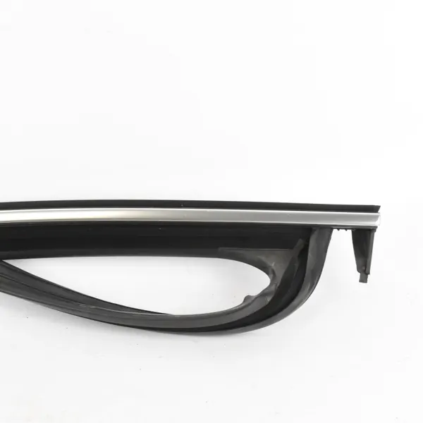 Junta de raspador de puerta OEM 5LA837431F Izquierda Delantera Skoda Elroq image 6