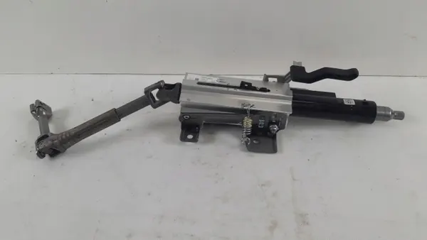 Volvo XC40 ohjauspylväs OEM 32246325 image 2