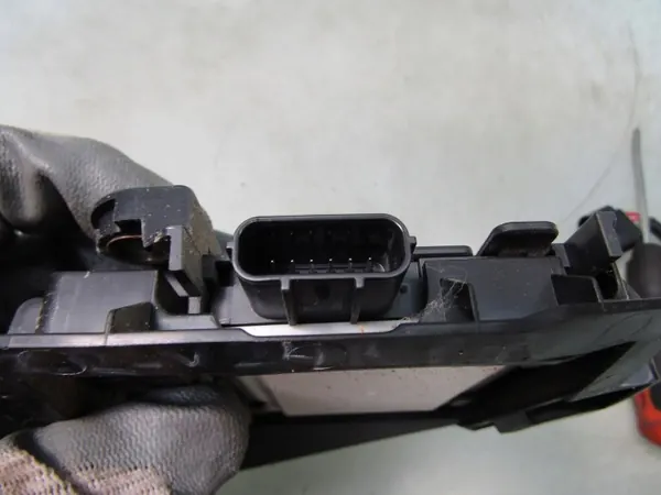 Honda ZR-V 24R bakre radarsensor OEM 8S410-3W0-K91 image 5