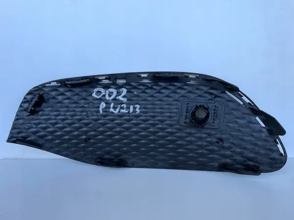 MERCEDES W213 Grille de Pare-chocs Droit A2138850822 image 2