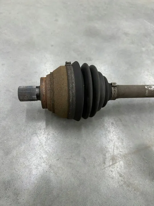 Vänster framaxel 3Q0407271CD Original image 2