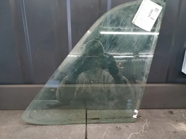 Volvo 244GL rechte Heckscheibe OEM szyba prawy tyl image 2
