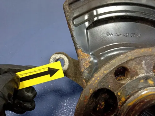 OEM A2464210720 Cubo Dianteiro Esquerdo Mercedes Classe B image 3