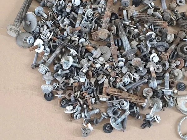 OEM Montagebolzen & Muttern 7kg für Peugeot Expert III image 5