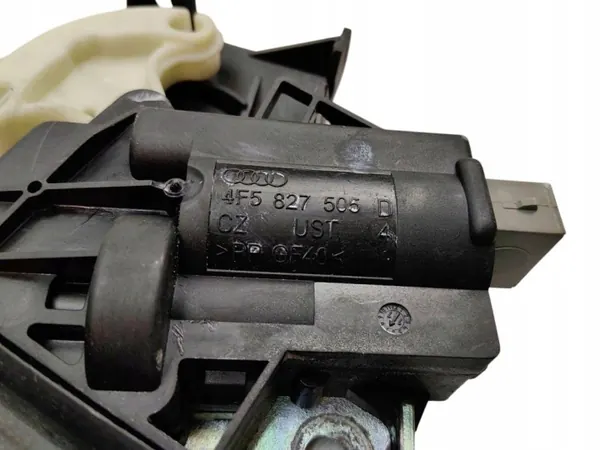 Poignée de coffre OEM 4F5827505D pour VW Passat B7 image 3