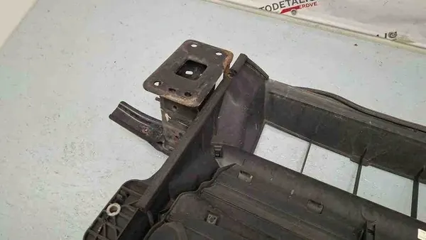 Radiador completo BMW X5 E70 2.99L Diesel image 8