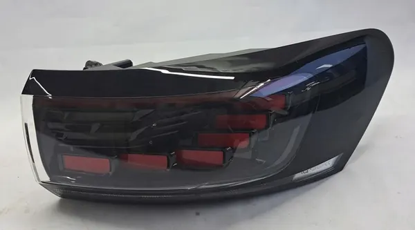 LED LAMPA HÖGER BAK IQ LIGHT VW ID 4 11A945208A image 2