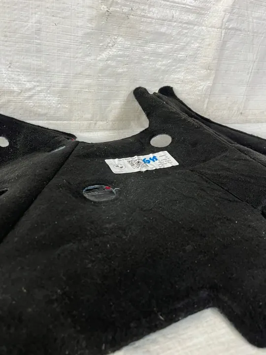 BMW X3 G45 vasen pyöräkaaren eriste OEM 5A88825 image 3