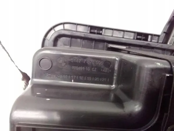 Garniture coffre droit OEM 7378505 BMW 5 G30 image 5