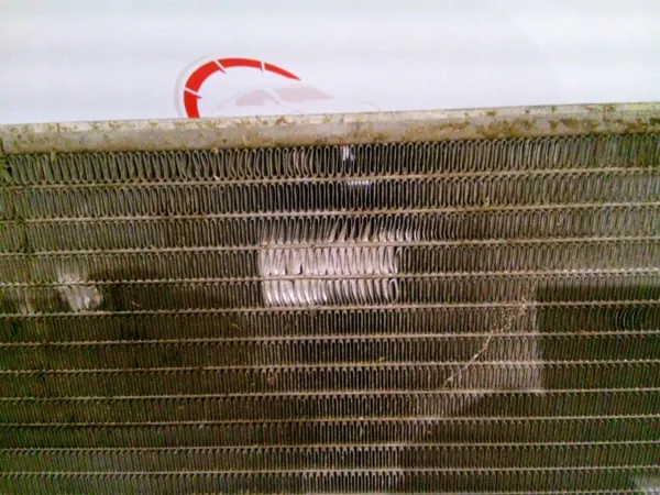Radiateur d'eau Chevrolet OE d'occasion OEM 220131-B1HN-3 image 6