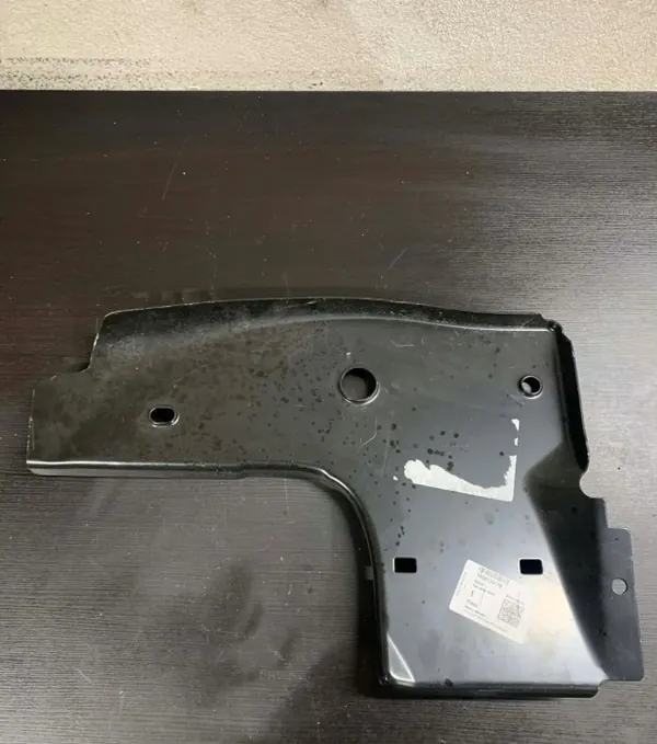 Support de phare arrière gauche VW T5 OEM 7H0813917B image 2
