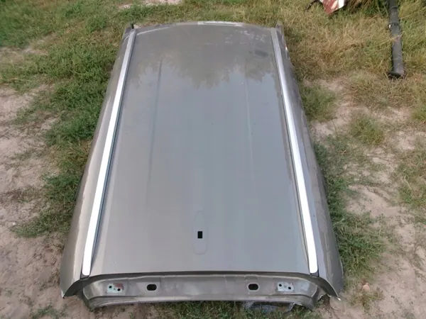 Toyota Corolla E21 Katto Tolpat ja Kiskot OEM image 2