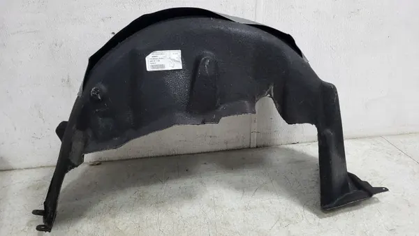 Mercedes GLA X156 höger bakre hjulhus OEM A1566900430 image 2