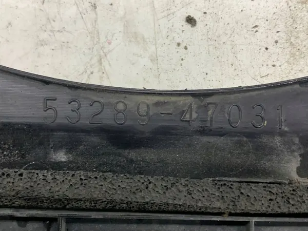 Ylävyönsuoja OEM 5328947031 Toyota Prius III:lle image 4