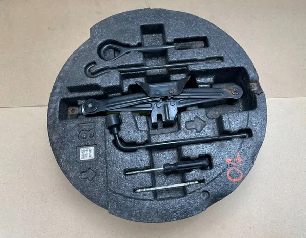 Takakonttimatto OEM 09149-B1200 Hyundai Genesis G80 2013- image 2