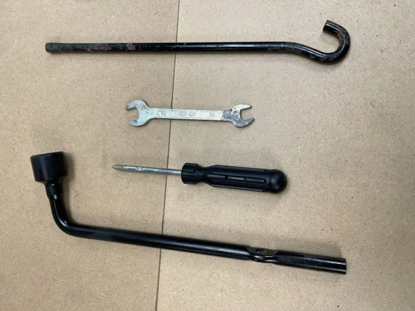 Takakonttimatto OEM 09149-B1200 Hyundai Genesis G80 2013- image 3